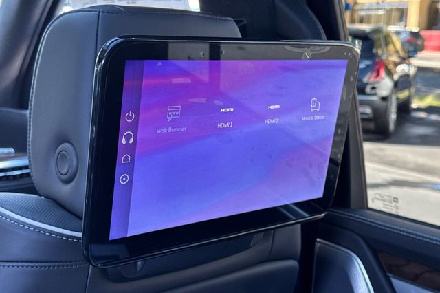 New 2026 Cadillac Escalade ESV Platinum Sport w/ LPO, ONYX Package image 15