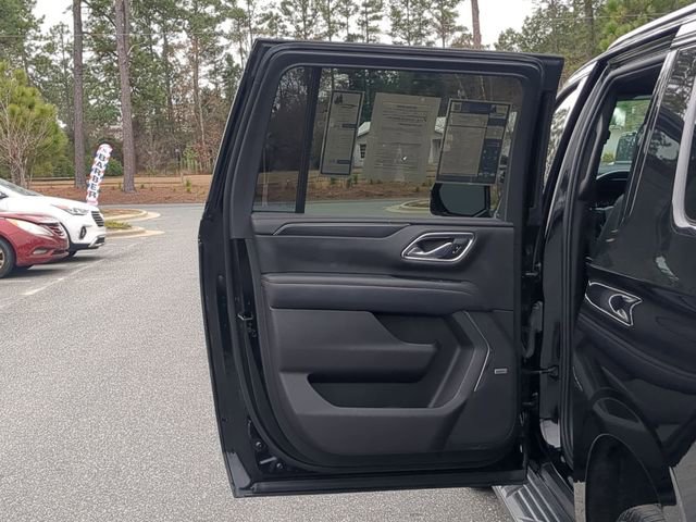 Used 2021 Chevrolet Suburban RST w/ Luxury Package image 31