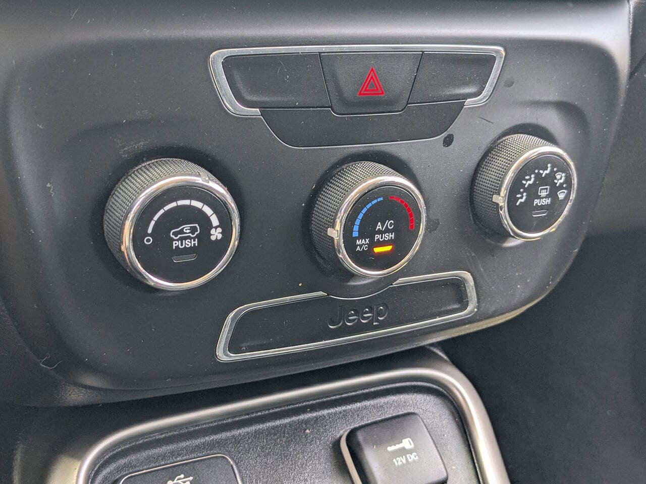 Used 2018 Jeep Compass Sport image 25