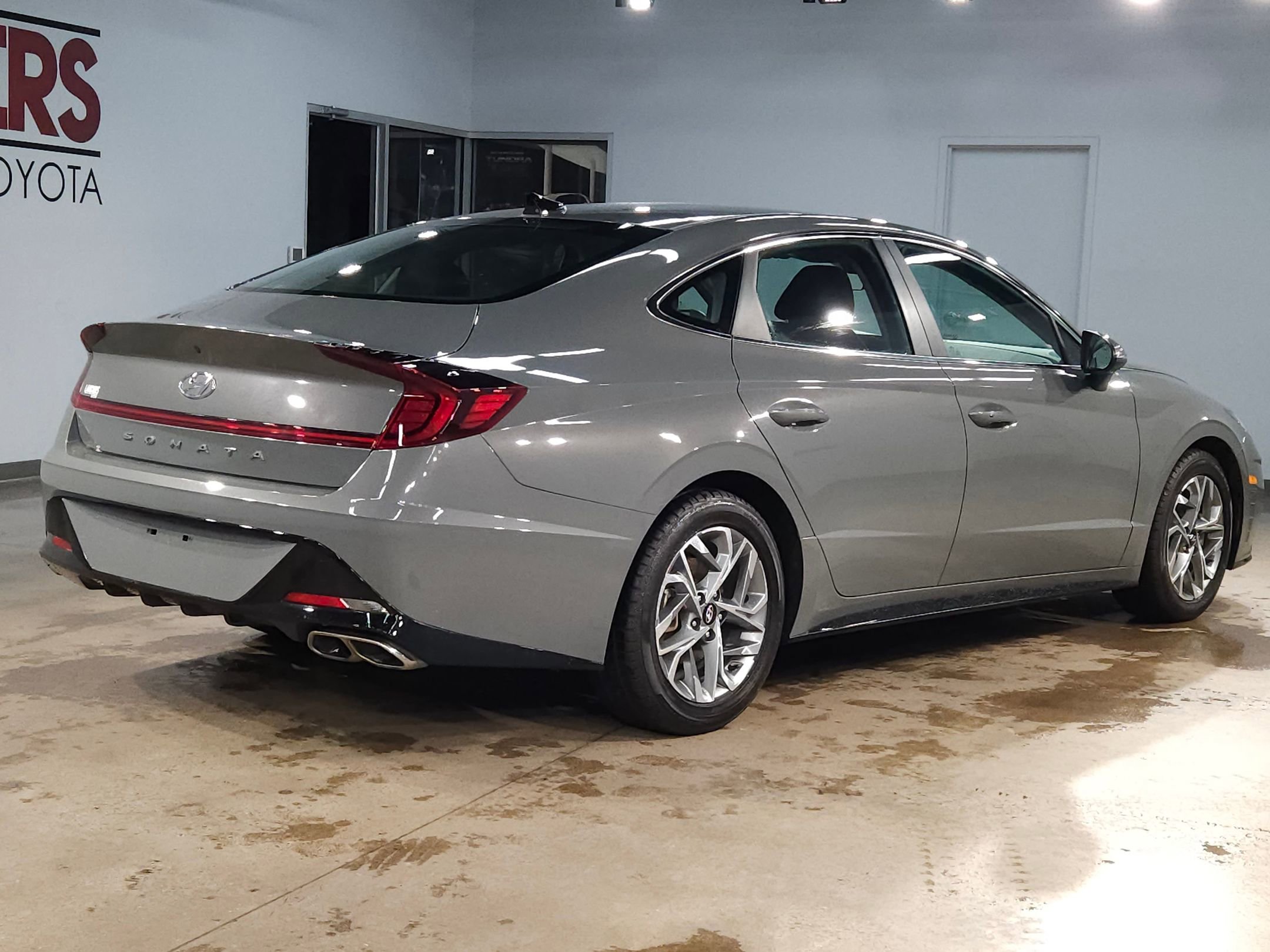 Used 2023 Hyundai Sonata SEL FWD image 7
