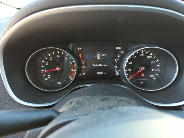 Used 2018 Jeep Compass Latitude w/ Popular Equipment Group AWD/4WD image 6