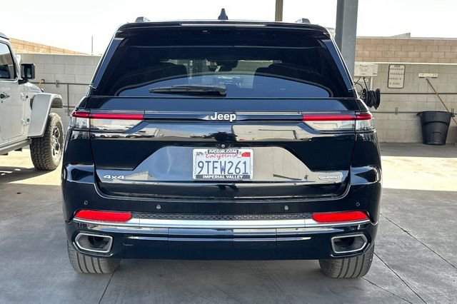 Used 2023 Jeep Grand Cherokee Summit w/ Luxury Tech Group V image 5