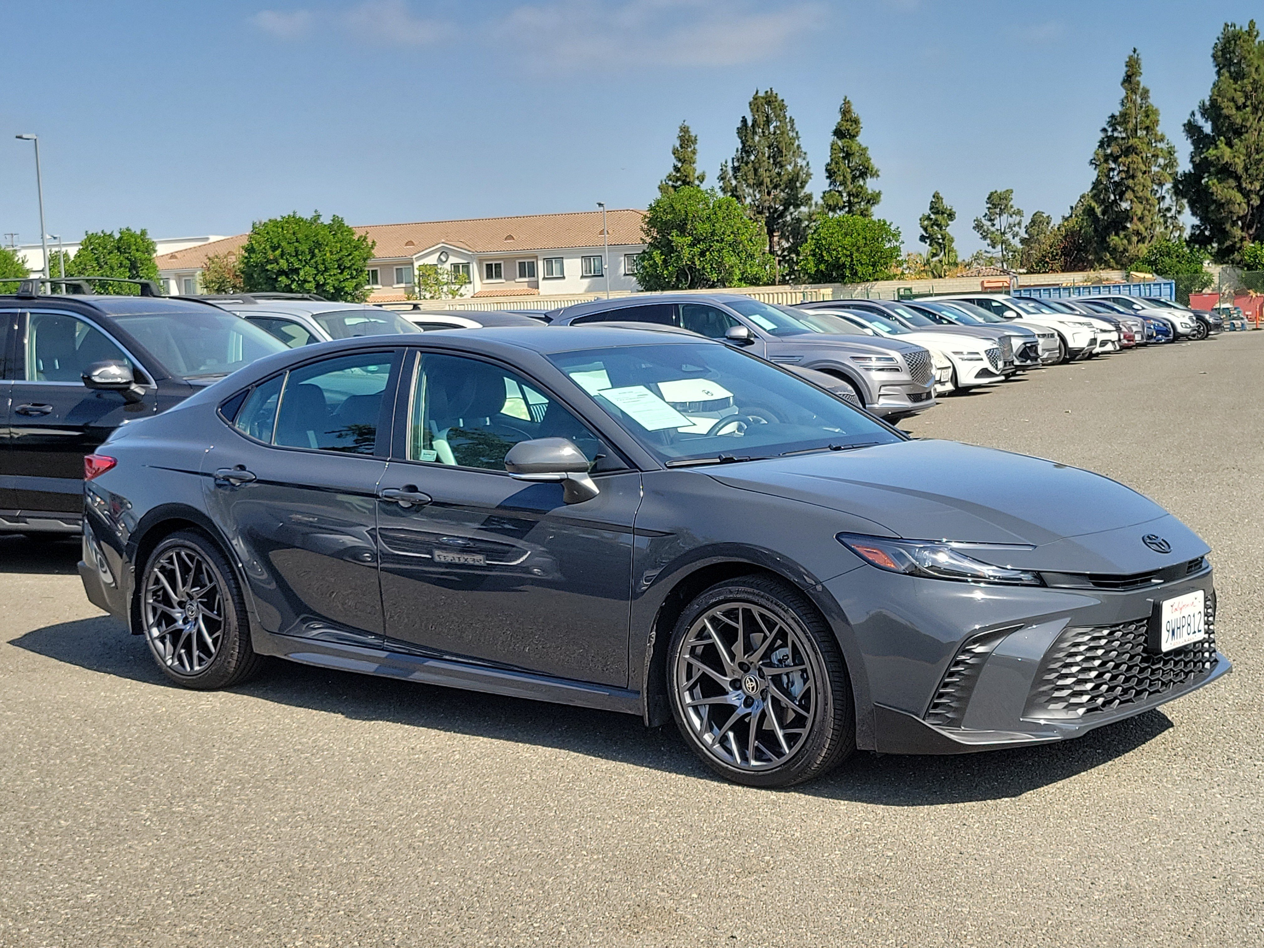 Used 2026 Toyota Camry SE FWD image 6