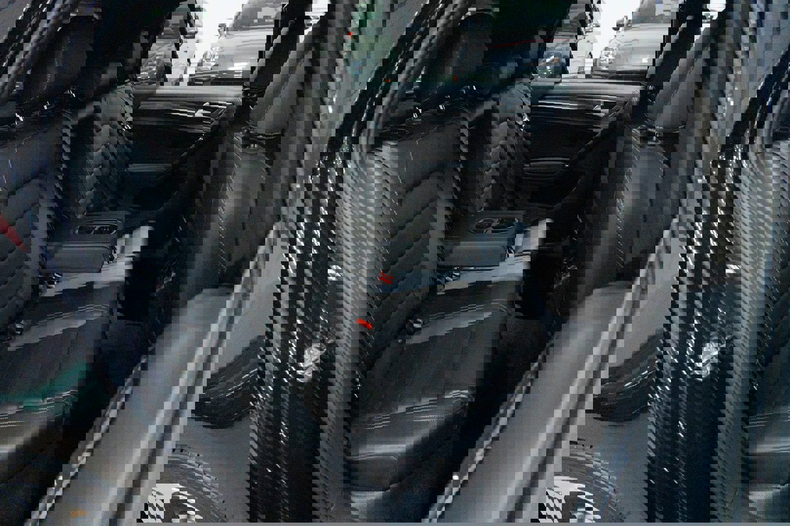 Used 2016 Volkswagen Golf 4-Door image 21