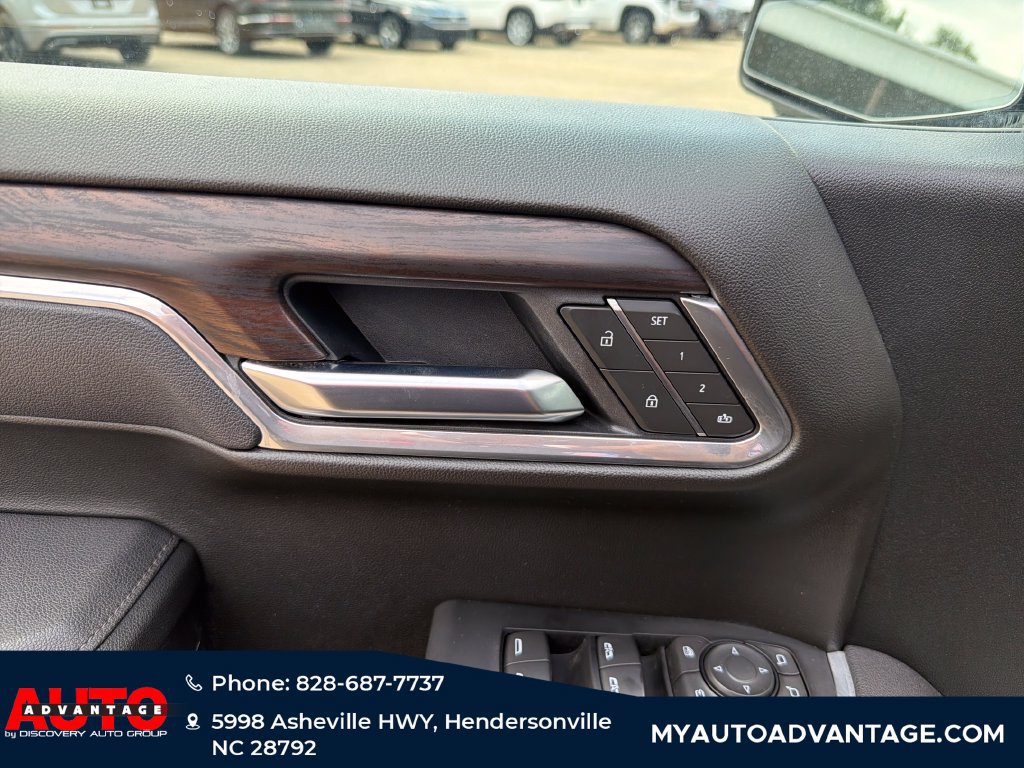 Used 2025 GMC Sierra 1500 SLT AWD/4WD image 9