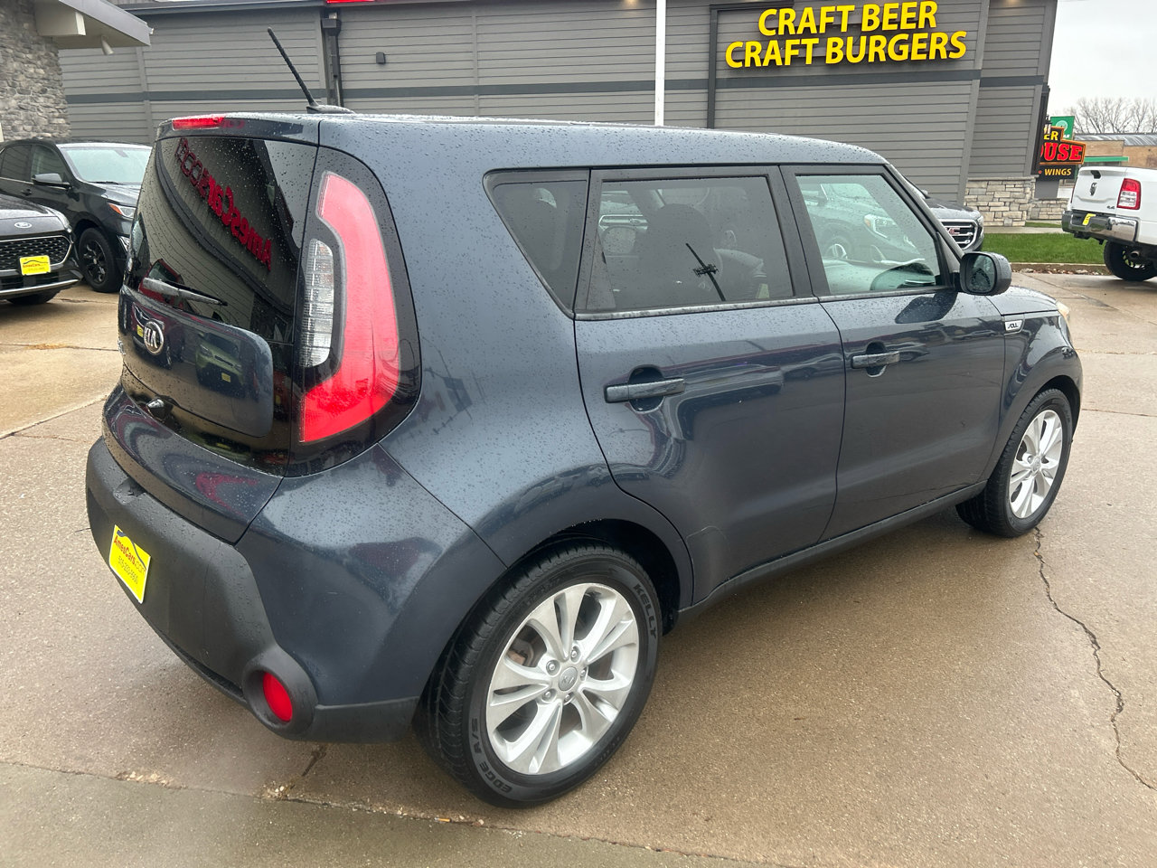 Used 2015 Kia Soul + w/ Audio Package image 3