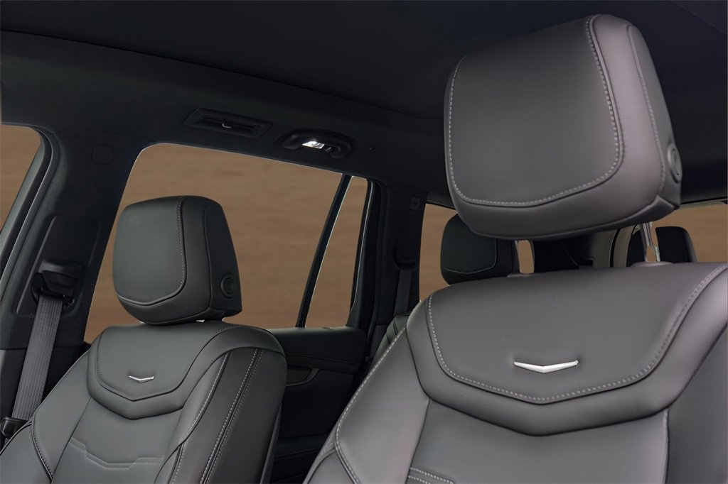 New 2025 Cadillac XT6 Premium Luxury w/ Platinum Package image 11