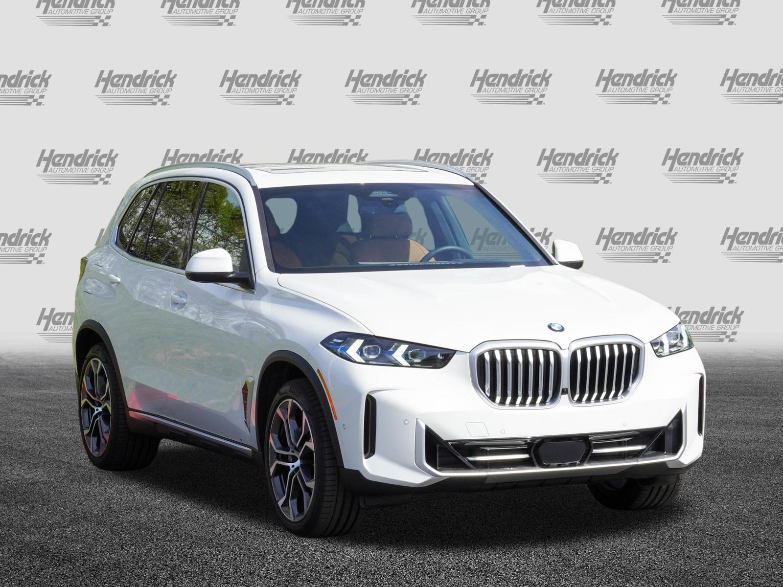 Used 2026 BMW X5 xDrive40i image 2