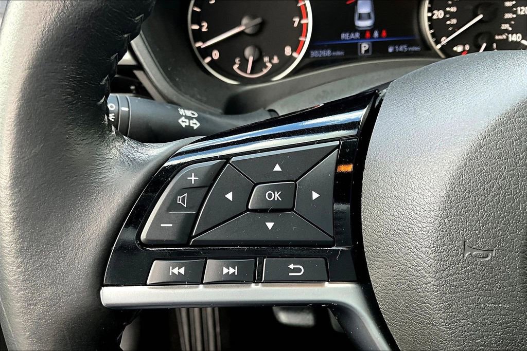 Certified 2024 Nissan Altima 2.5 SV w/ SV Premium Package AWD/4WD image 11