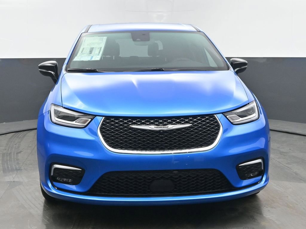 New 2026 Chrysler Pacifica Select image 8