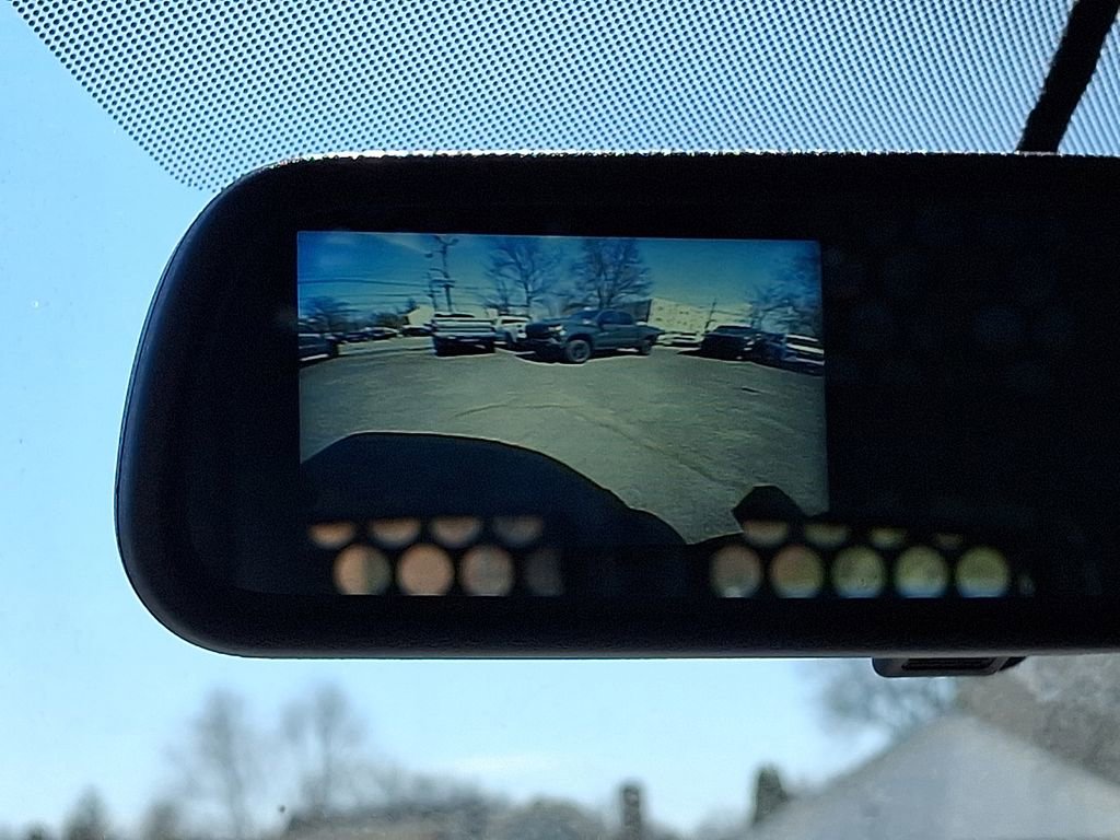 Used 2024 GMC Savana 2500 w/ Driver Convenience Package image 18