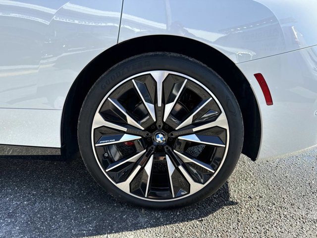 New 2026 BMW iX xDrive60 w/ M Sport Package image 10