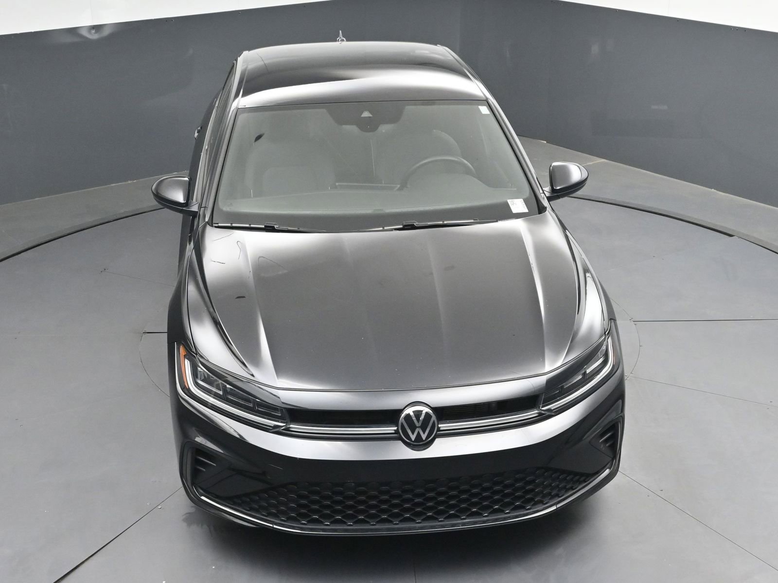 Used 2025 Volkswagen Jetta Sport FWD image 29