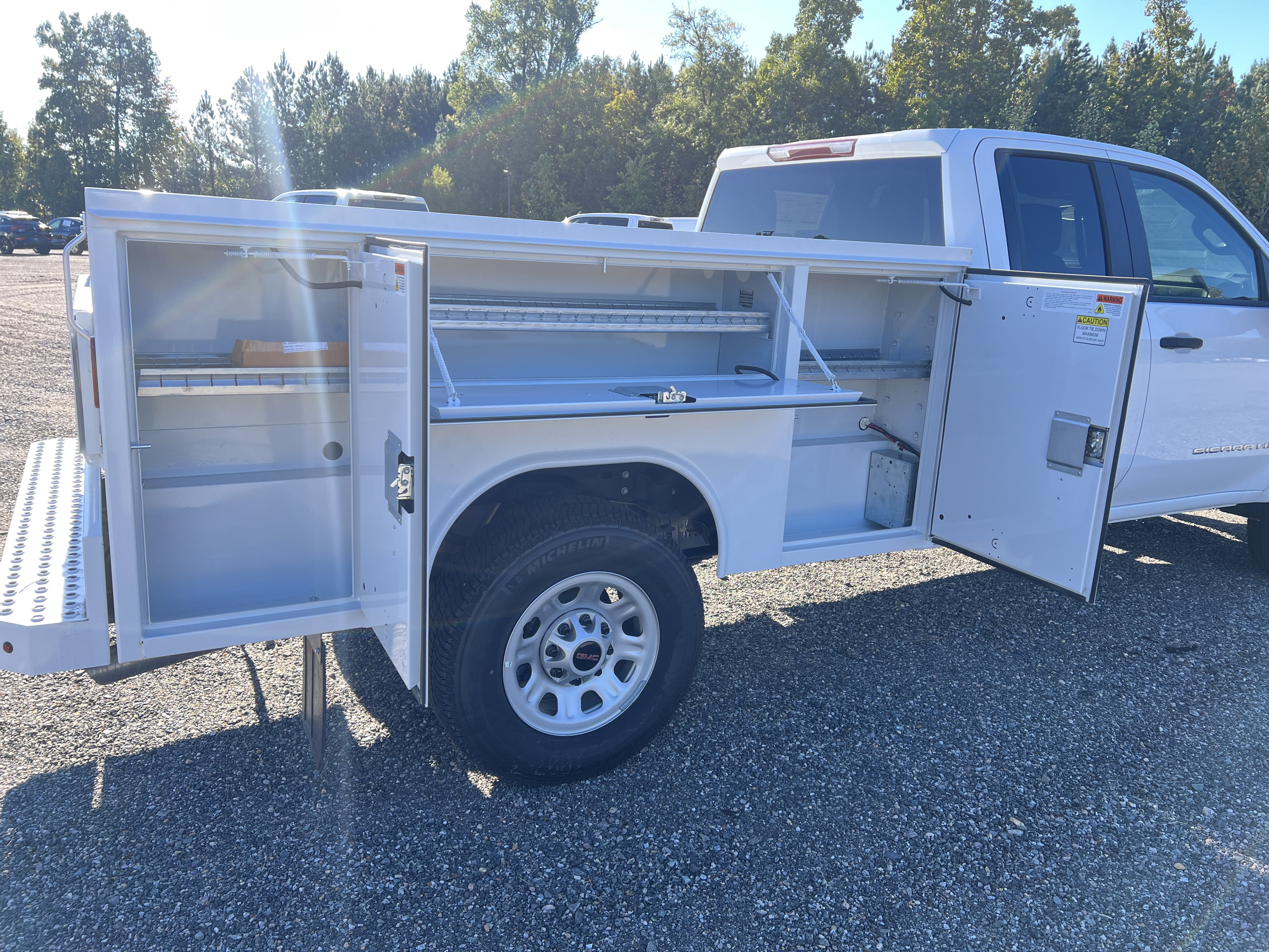 New 2025 GMC Sierra 3500 Pro w/ Convenience Package image 12