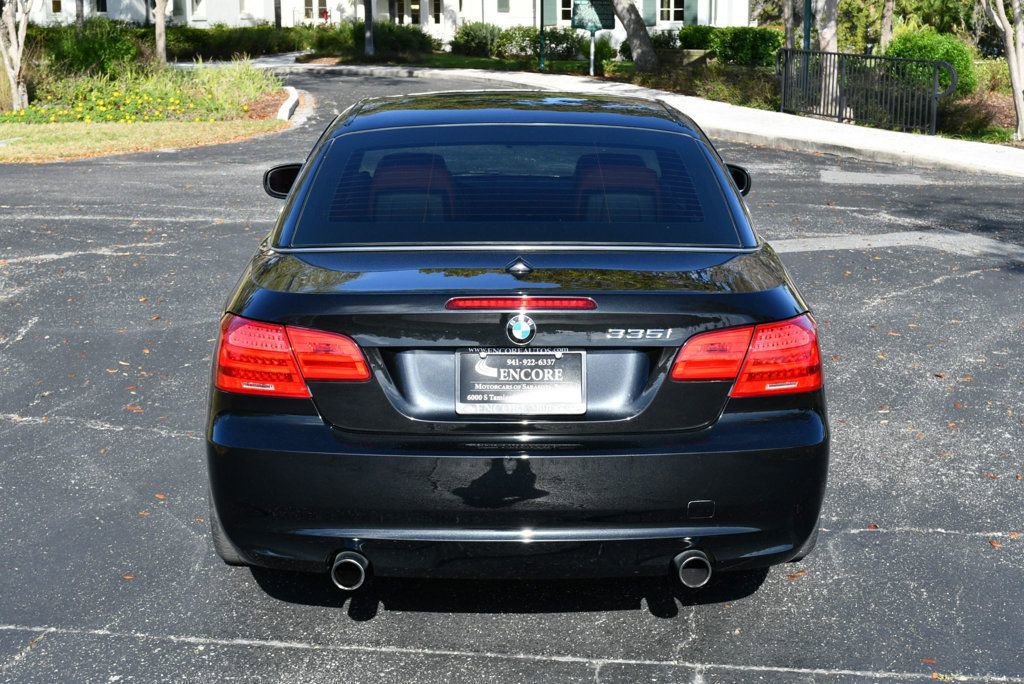 Used 2011 BMW 335i Convertible image 42