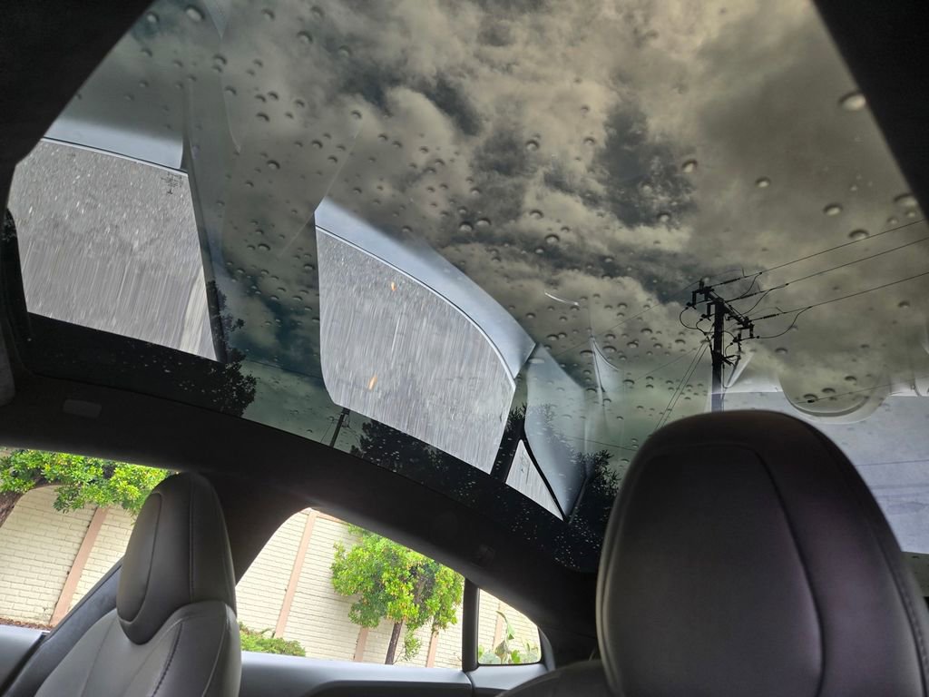 Used 2021 Tesla Model S Long Range image 18