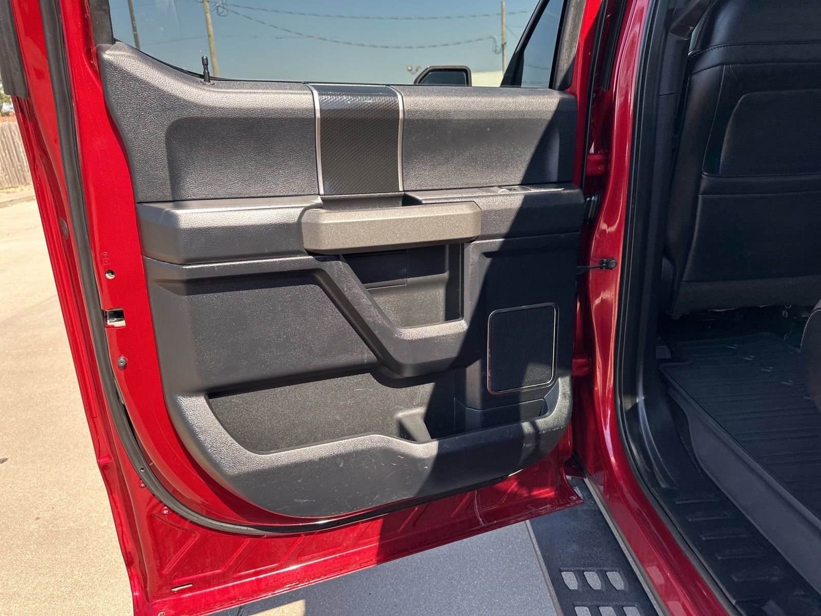 Used 2017 Ford F150 Raptor w/ Equipment Group 802A Luxury image 17