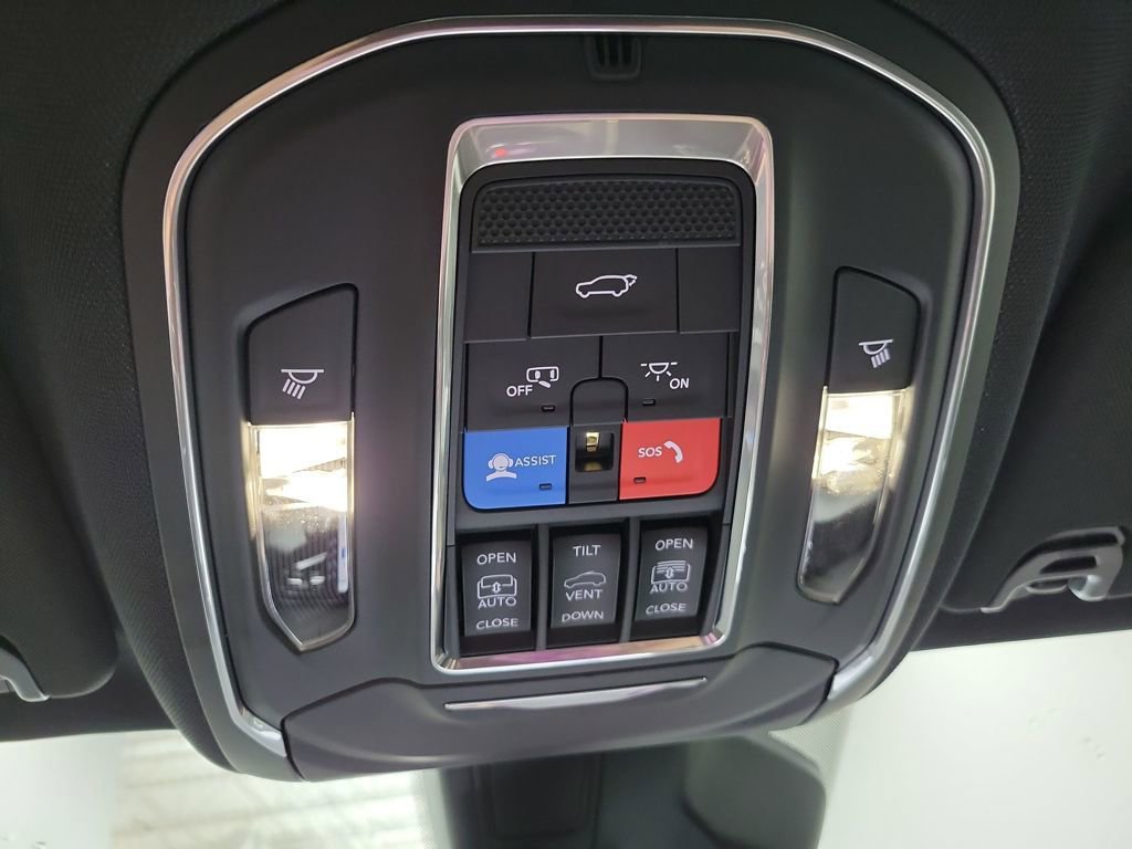 New 2026 Jeep Grand Wagoneer Limited AWD/4WD image 30