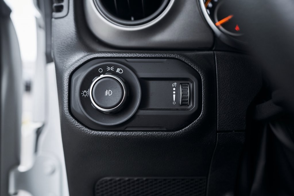 Used 2023 Jeep Wrangler Sport image 39