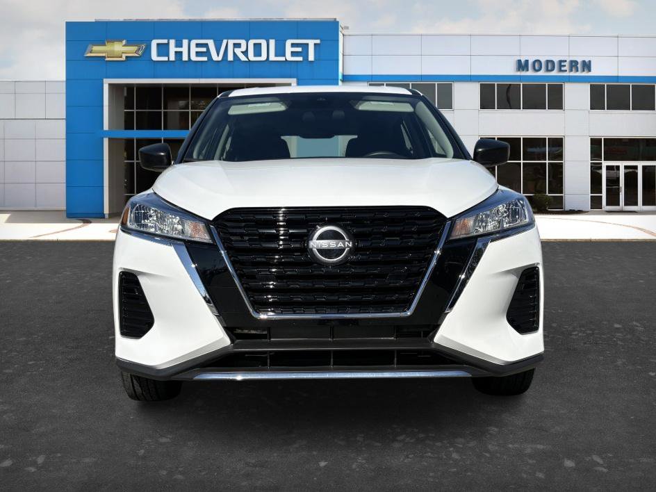 Used 2023 Nissan Kicks S image 7