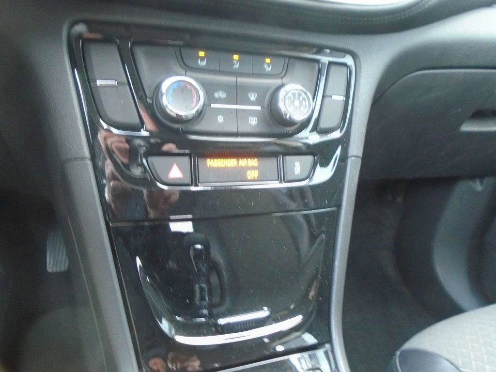 Used 2019 Buick Encore Preferred image 20