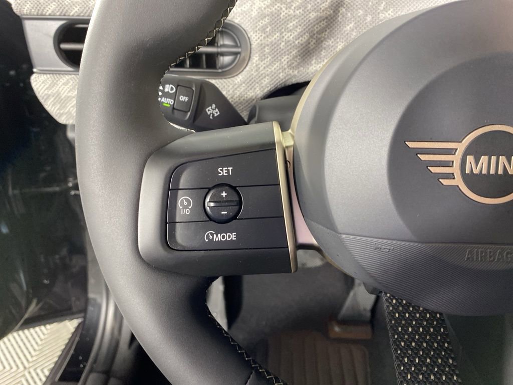 New 2026 MINI Cooper 2-Door Hardtop image 13