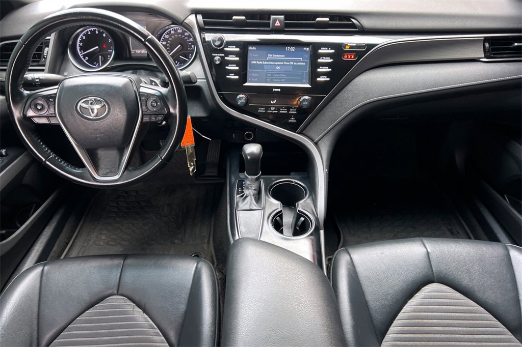 Used 2020 Toyota Camry SE image 15