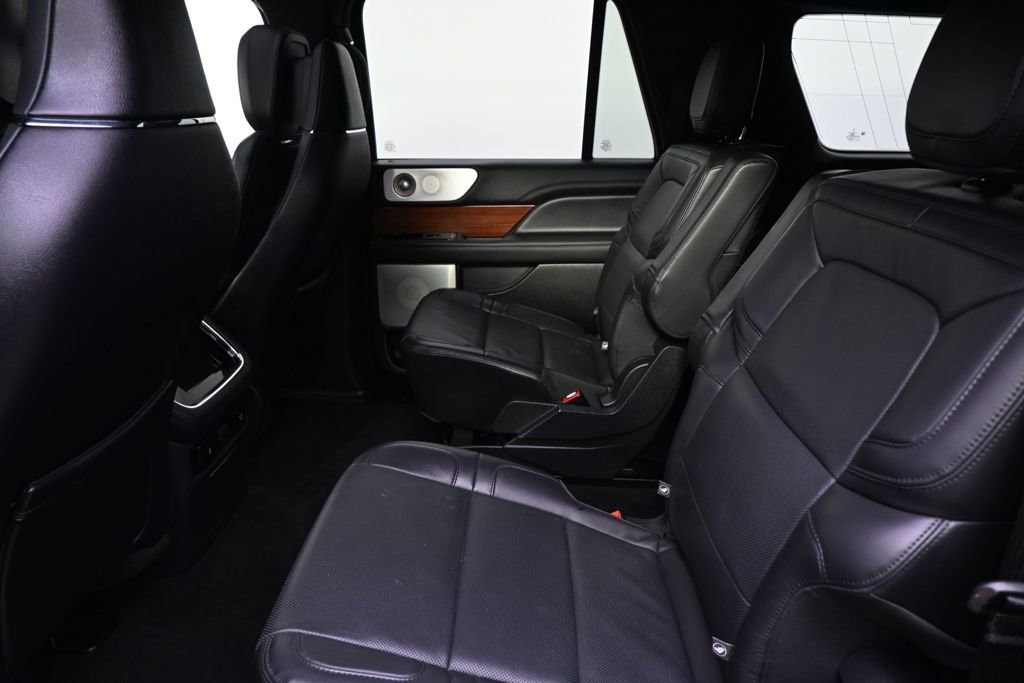 Certified 2023 Lincoln Navigator L Reserve AWD/4WD image 21