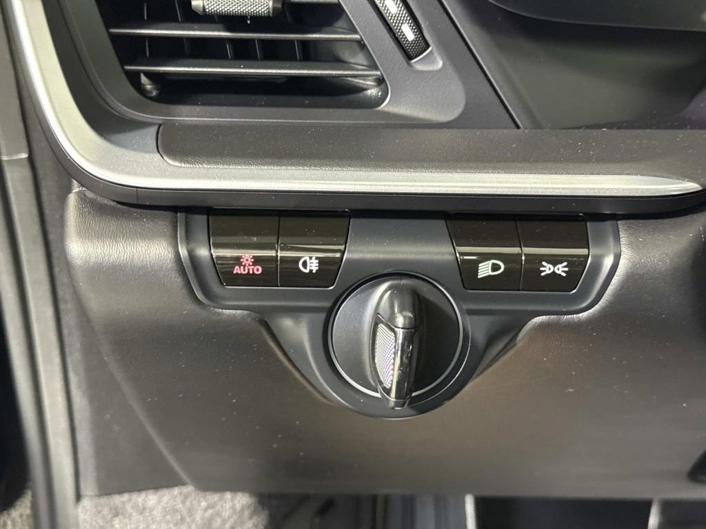 Used 2021 Porsche 911 Turbo S image 18