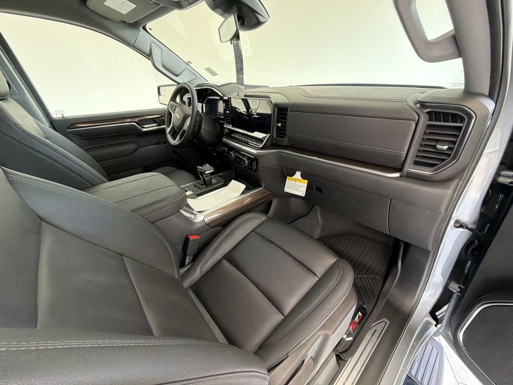 New 2026 Chevrolet Silverado 1500 LT w/ Z71 Off-Road Package image 30