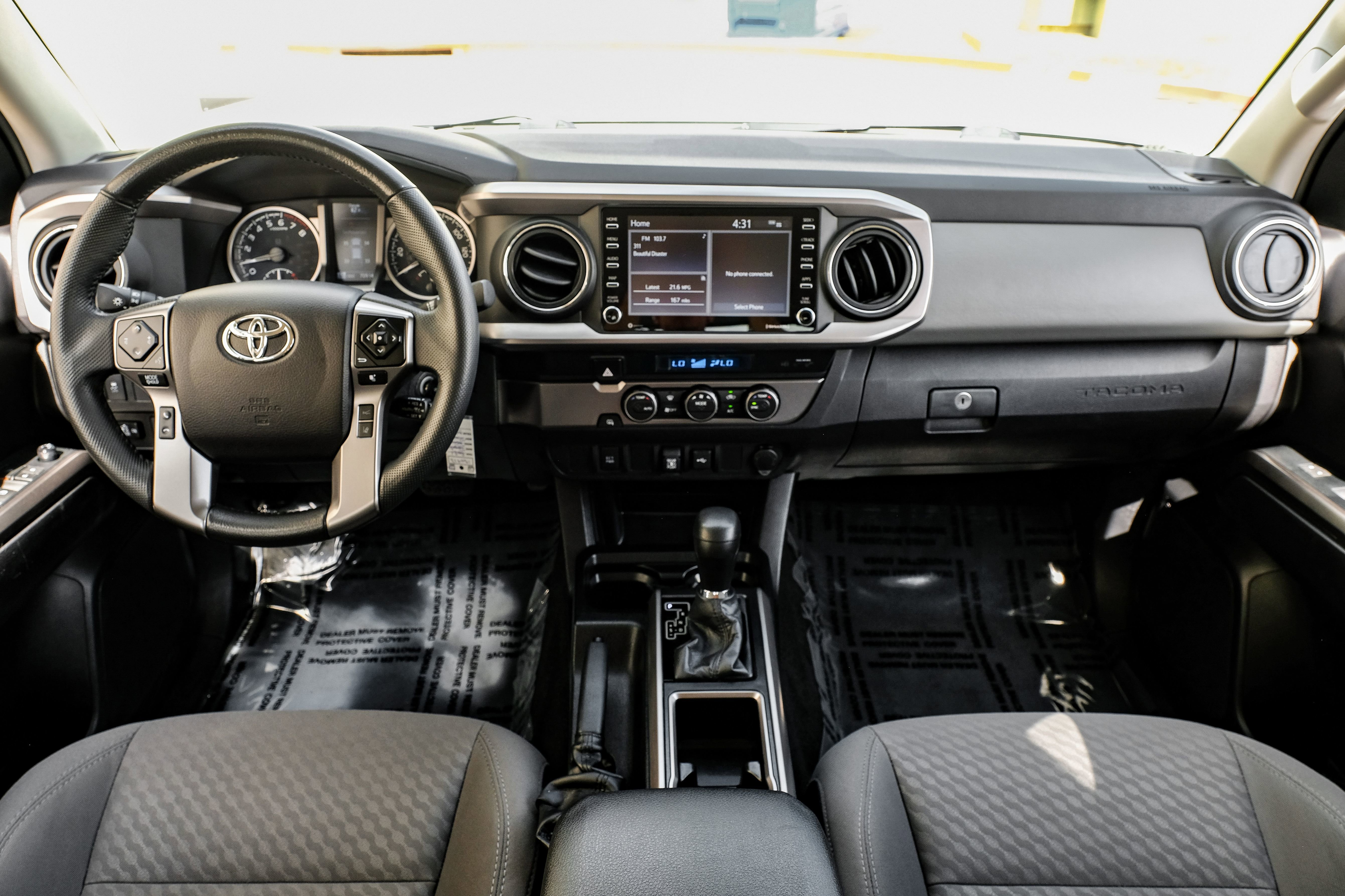 Used 2021 Toyota Tacoma SR5 RWD image 13