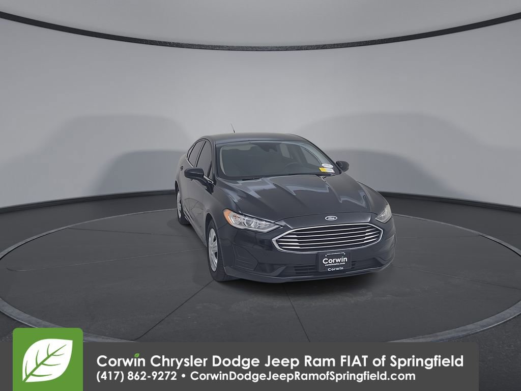 Used 2019 Ford Fusion S image 4