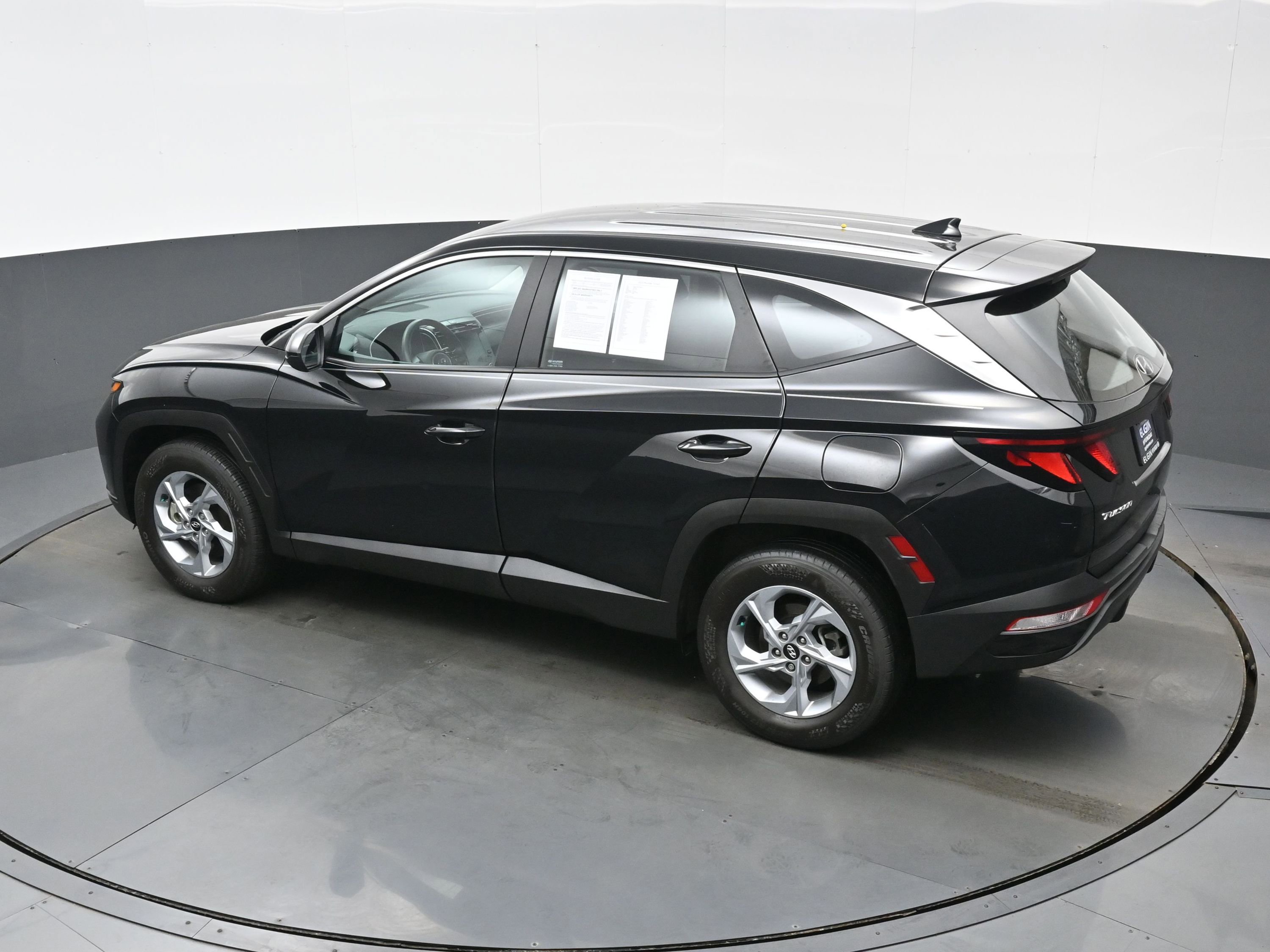 Used 2023 Hyundai Tucson SE image 33