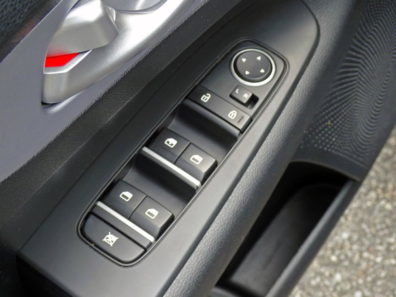 Used 2024 Kia Forte LXS w/ LXS Technology Package FWD image 14