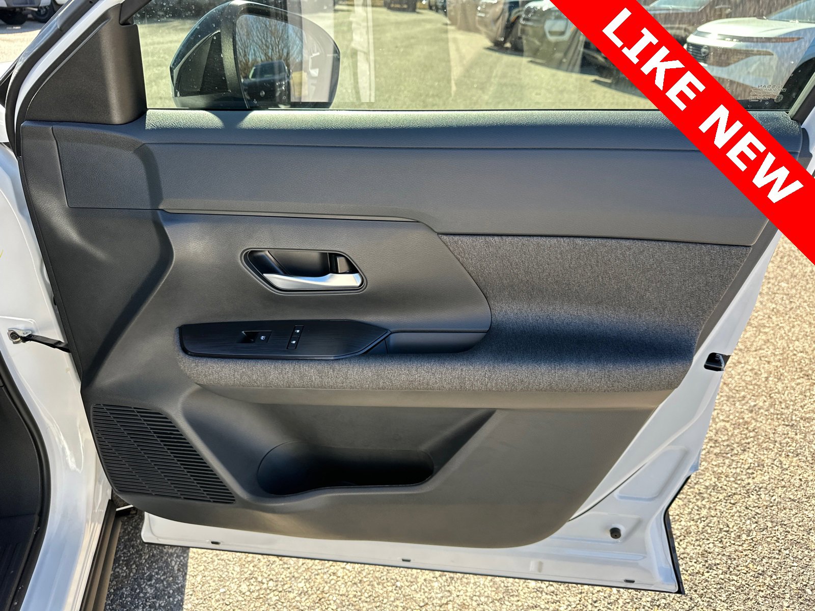 Used 2026 Nissan Kicks SV image 14