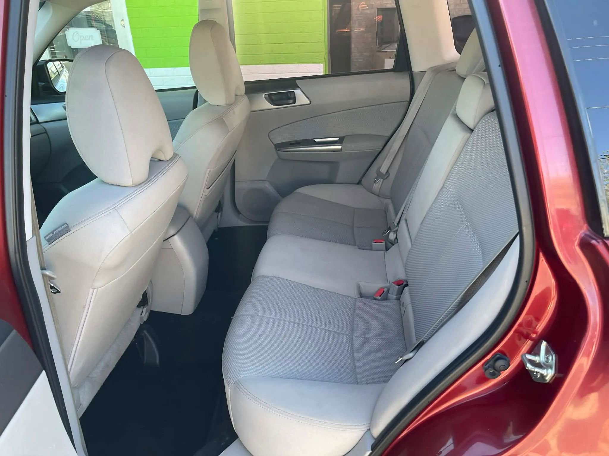 Used 2012 Subaru Forester 2.5X w/ Alloy Wheel Pkg image 11