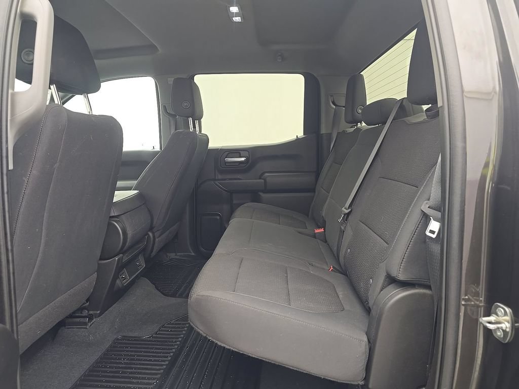 Used 2021 GMC Sierra 1500 4x4 Crew Cab w/ Sierra Value Package image 5