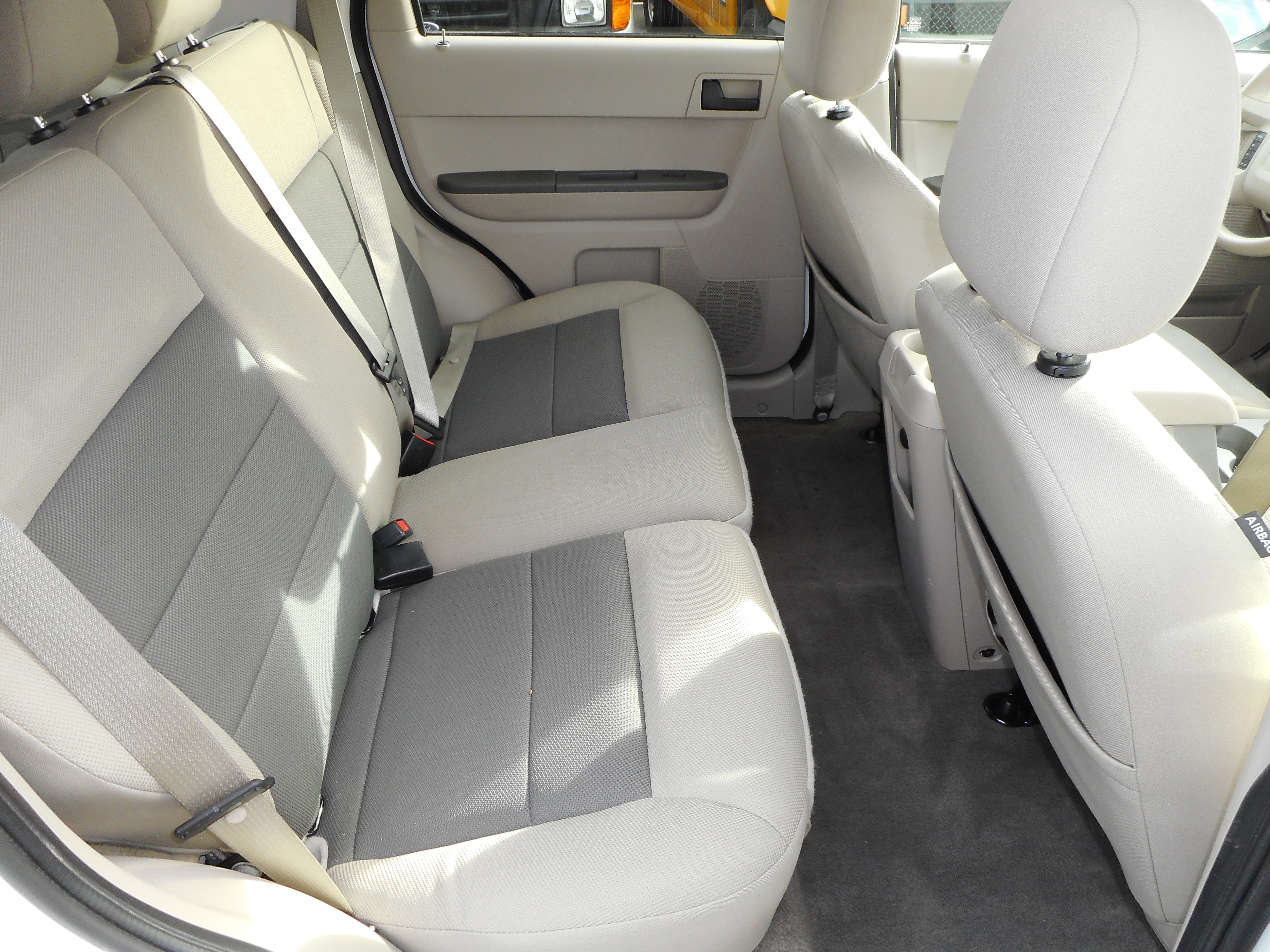 Used 2008 Ford Escape 2WD Hybrid image 25