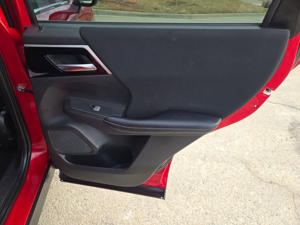 Used 2022 Mitsubishi Outlander ES image 8