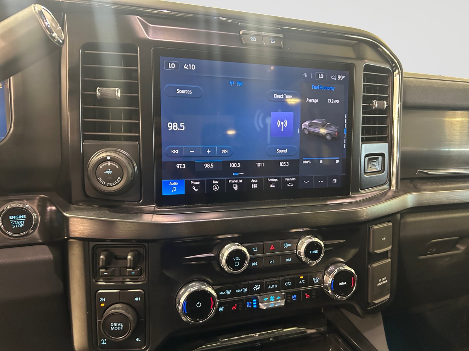 Used 2026 Ford F350 Lariat w/ Lariat Ultimate Package AWD/4WD image 22