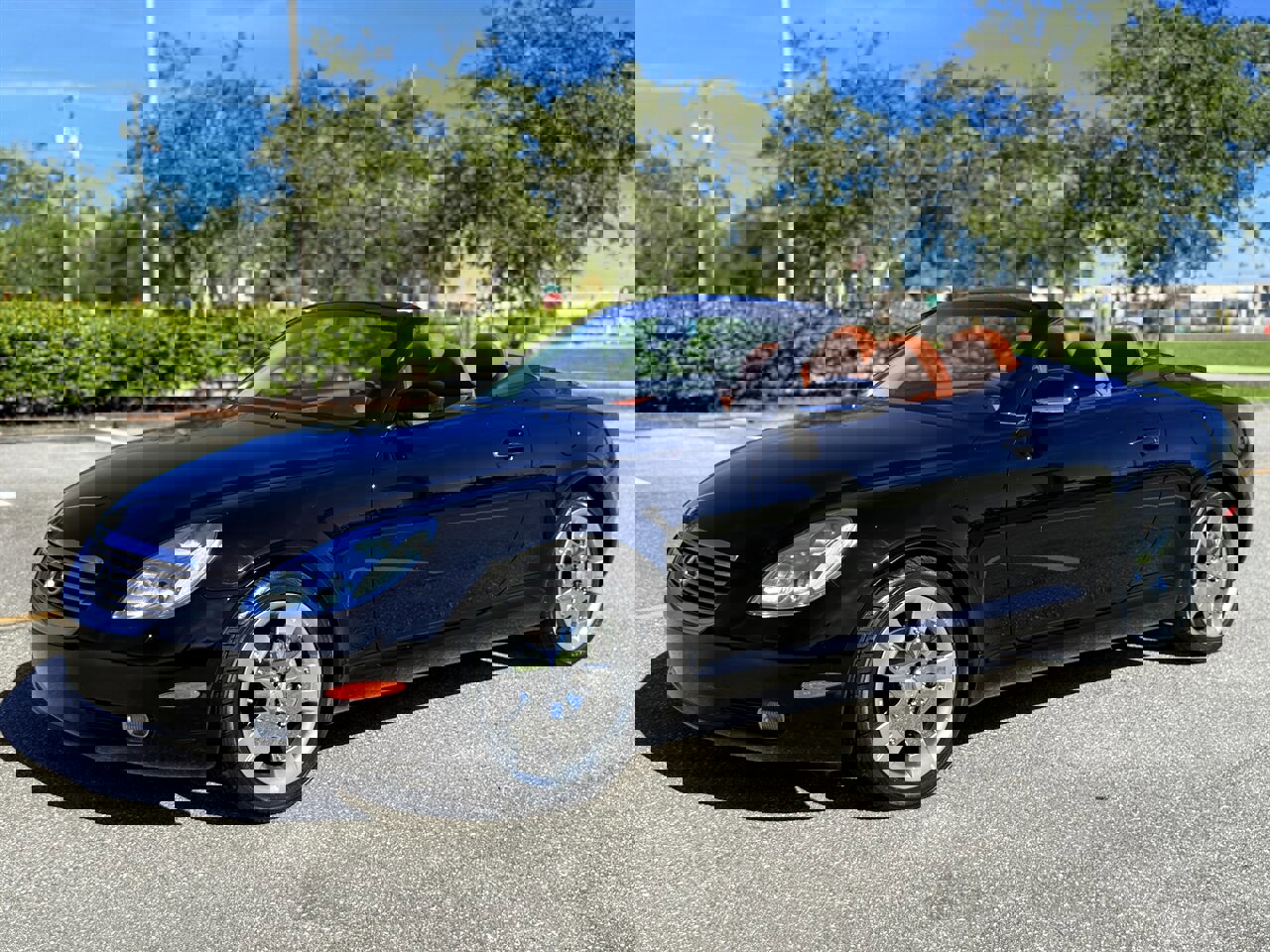 Used 2004 Lexus SC 430 Convertible image 9