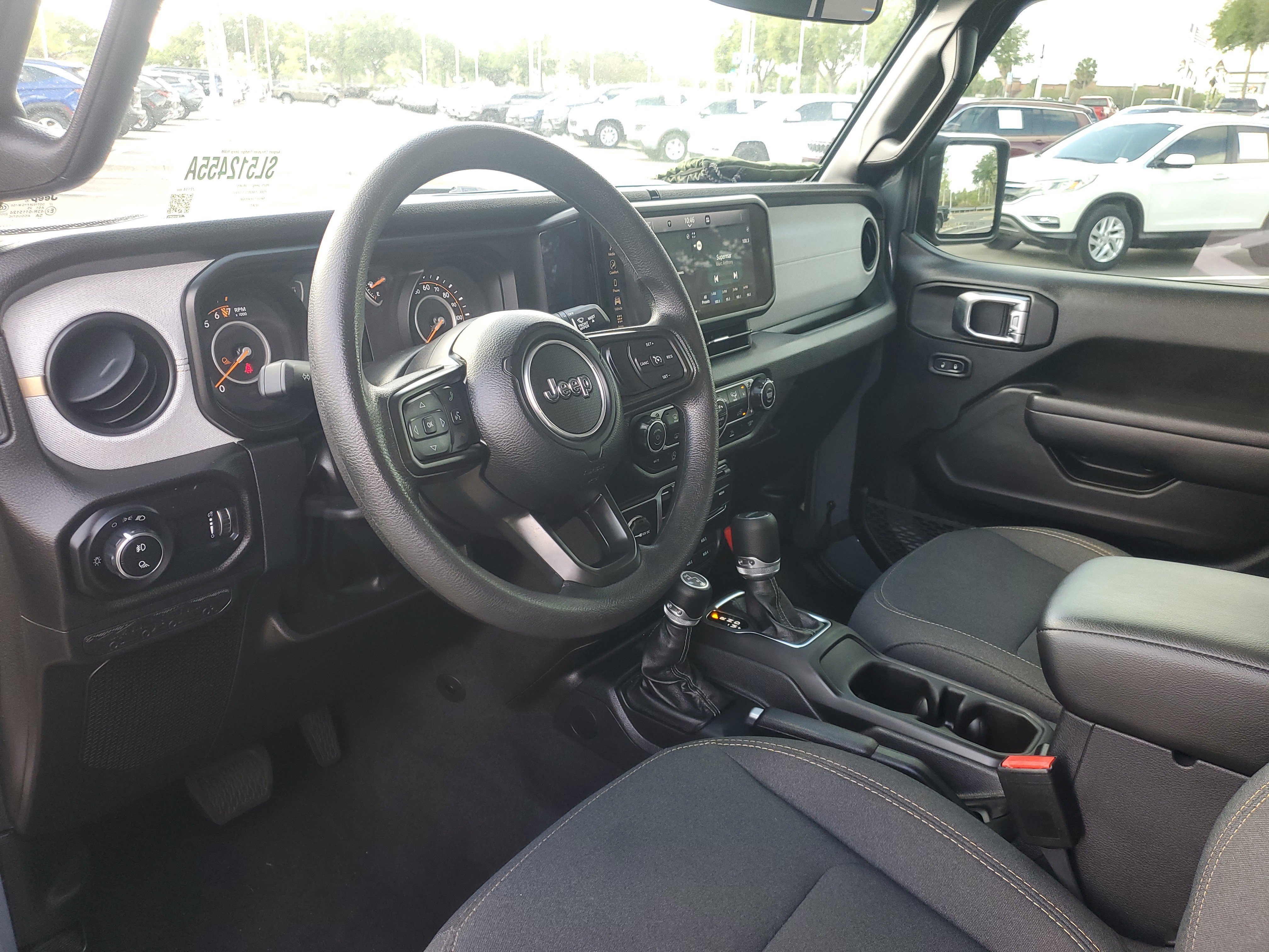 Used 2025 Jeep Gladiator Sport AWD/4WD image 10