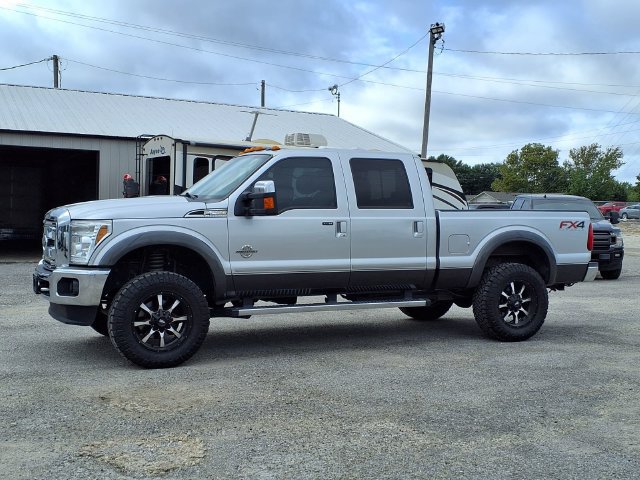 Used 2015 Ford F250 Lariat w/ Lariat Ultimate Package AWD/4WD image 16