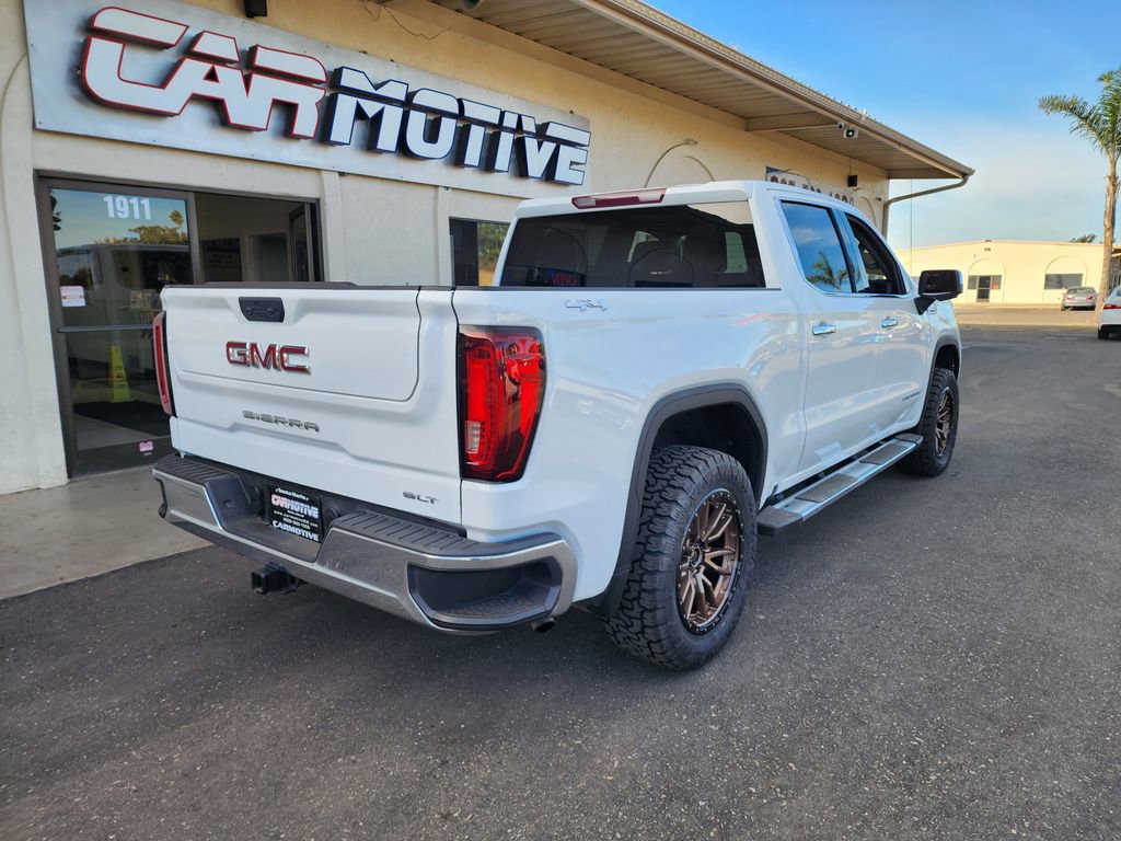Used 2024 GMC Sierra 1500 SLT image 3