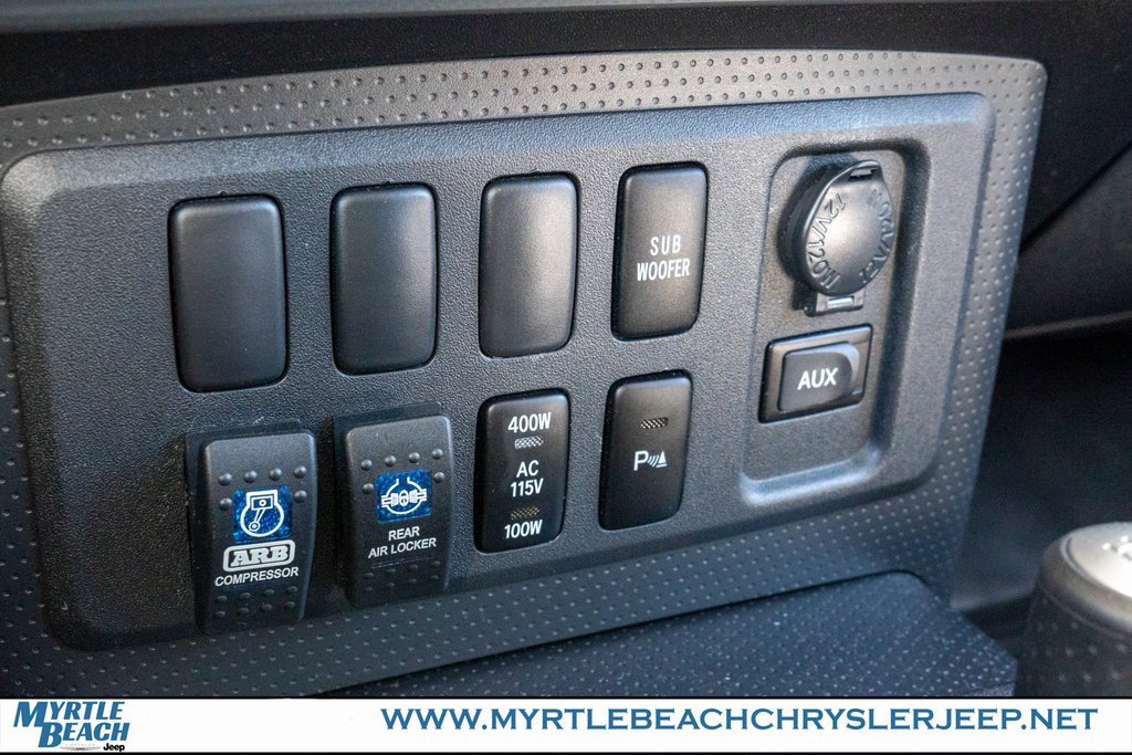 Used 2008 Toyota FJ Cruiser 4WD image 20