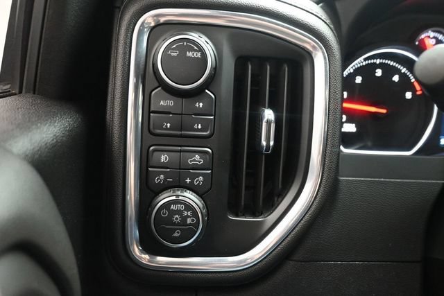 Used 2023 Chevrolet Silverado 2500 LTZ AWD/4WD image 24