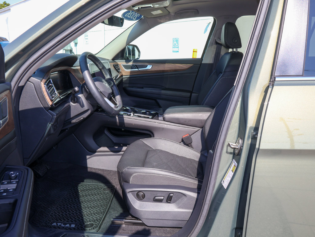 New 2026 Volkswagen Atlas SE AWD/4WD image 12