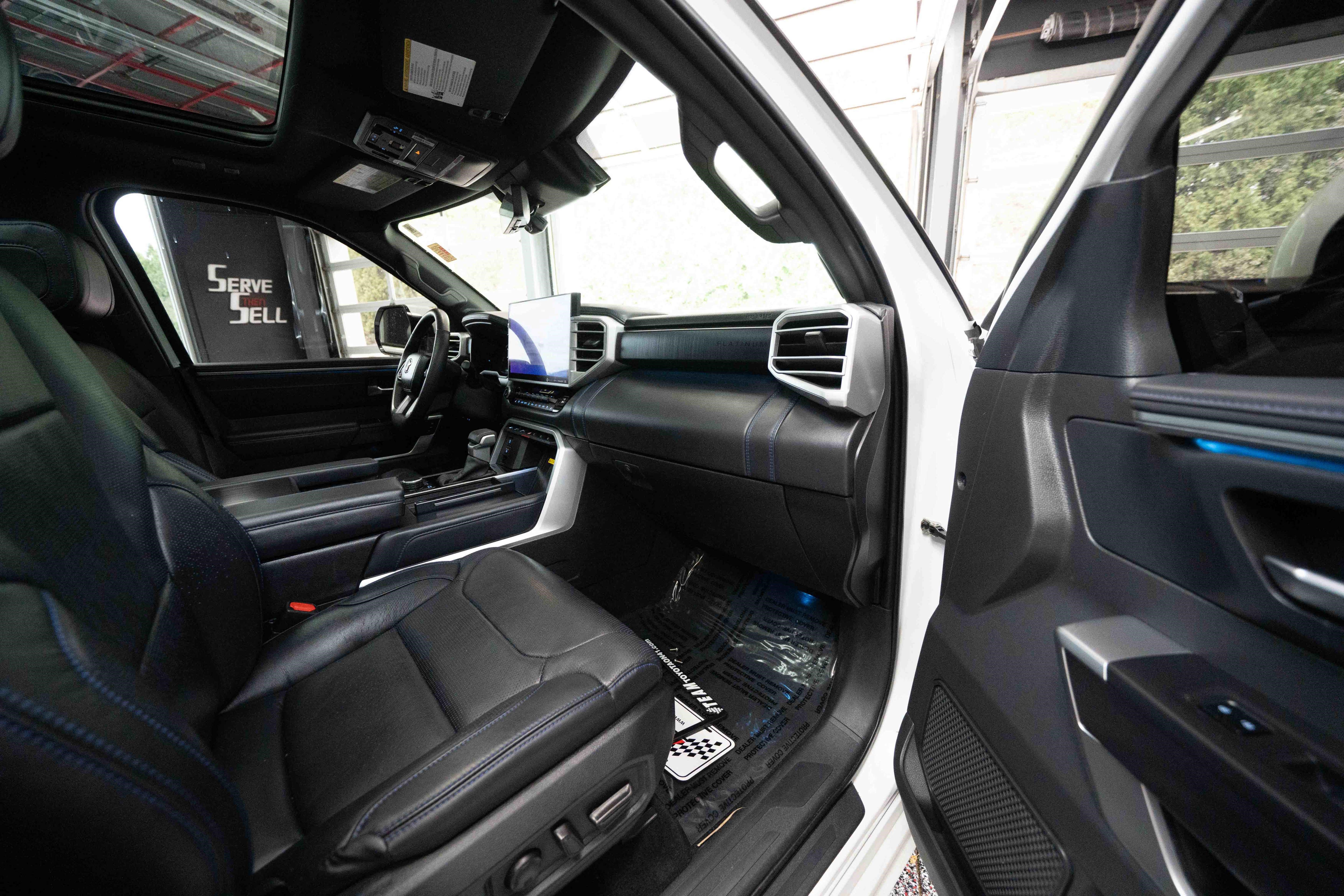 Used 2024 Toyota Sequoia Platinum AWD/4WD image 26