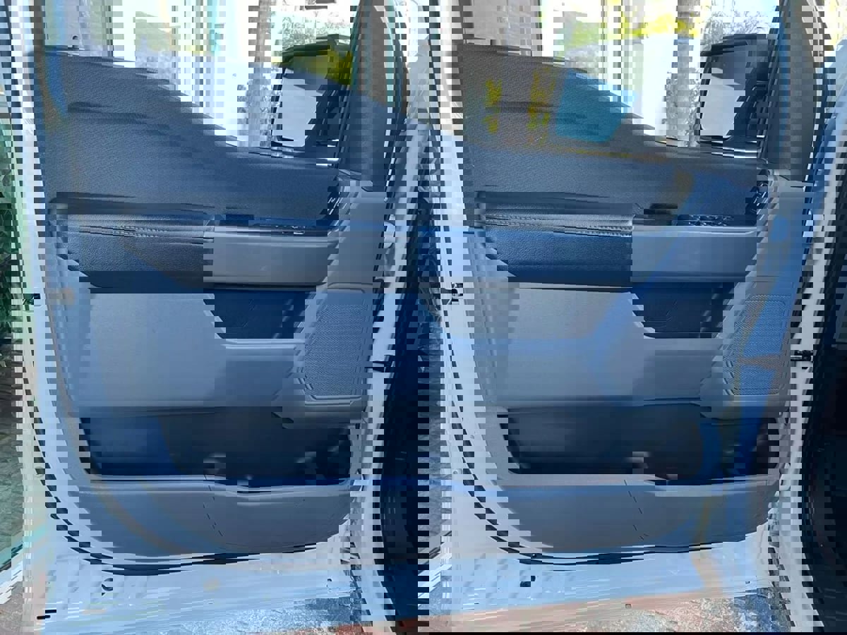 Used 2023 Ford F150 XLT image 16