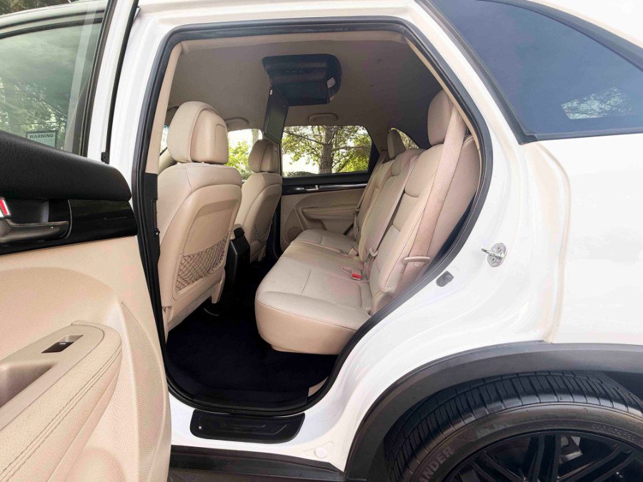 Used 2012 Kia Sorento LX w/ V6 Convenience Pkg image 29